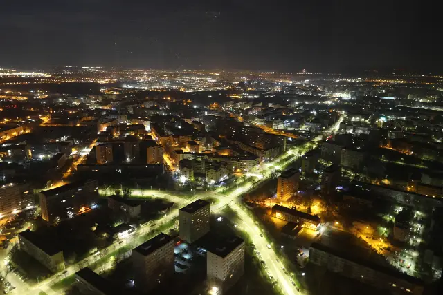 Imponujący widok z 46 pietra na Wrocław