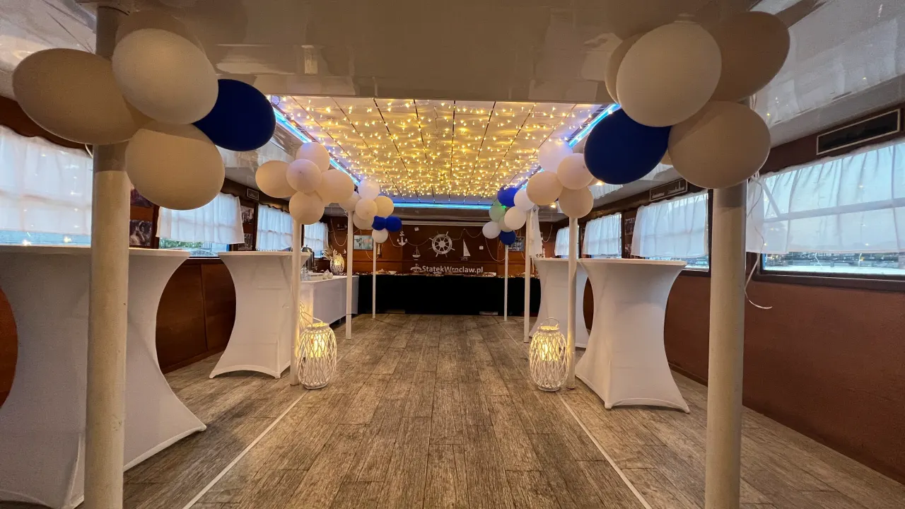 Dolny pokład statku Rusałka